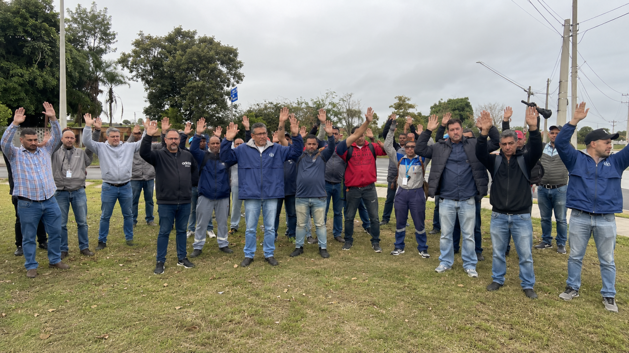 Trabalhadores da In-Haus mantêm greve por tempo indeterminado