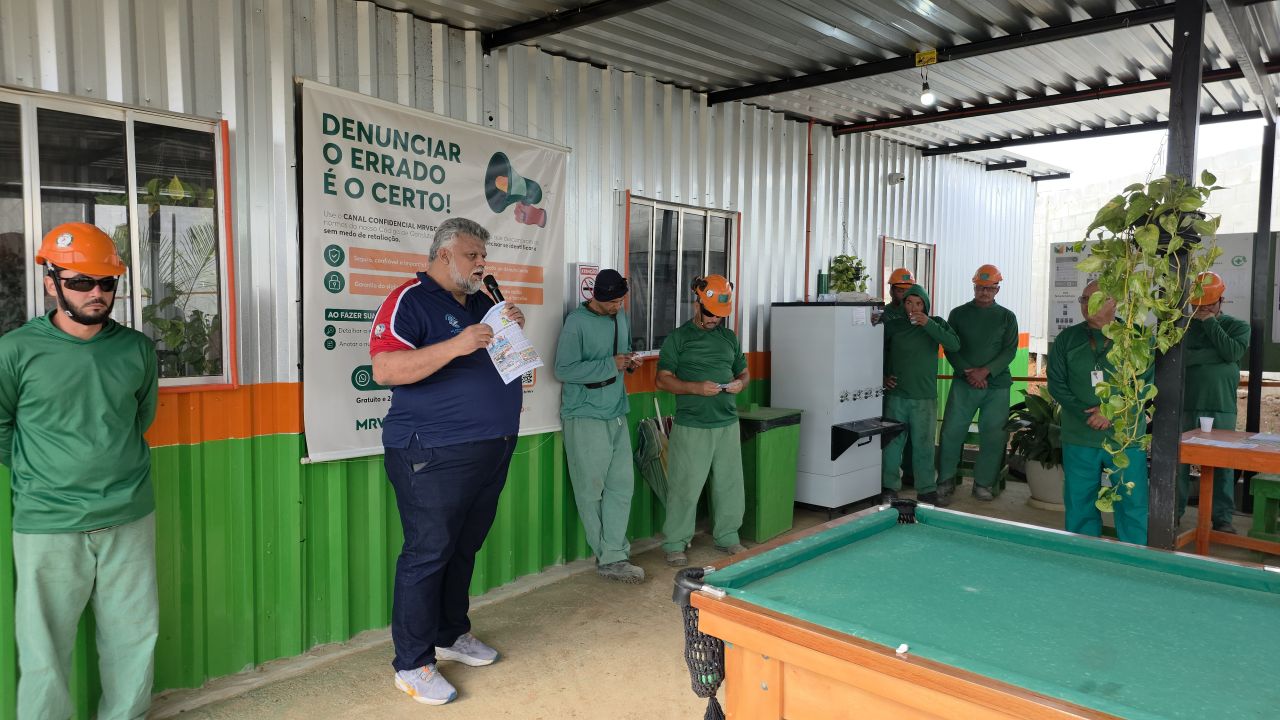 Trabalhadores da MRV aprovam proposta de PLR em assembleia com o Sintricom