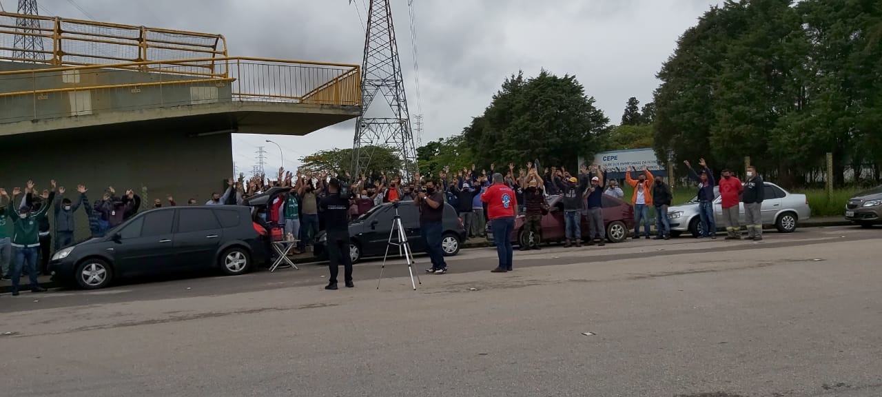 Trabalhadores da Método Potencial mantém greve na Revap