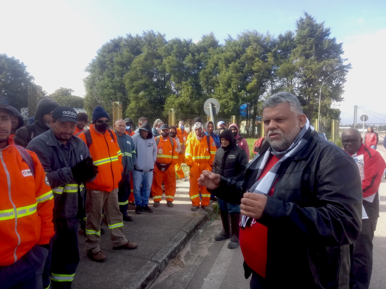 Trabalhadores da Niplan na obra da Dutovia aprovam pauta de reivindicações
