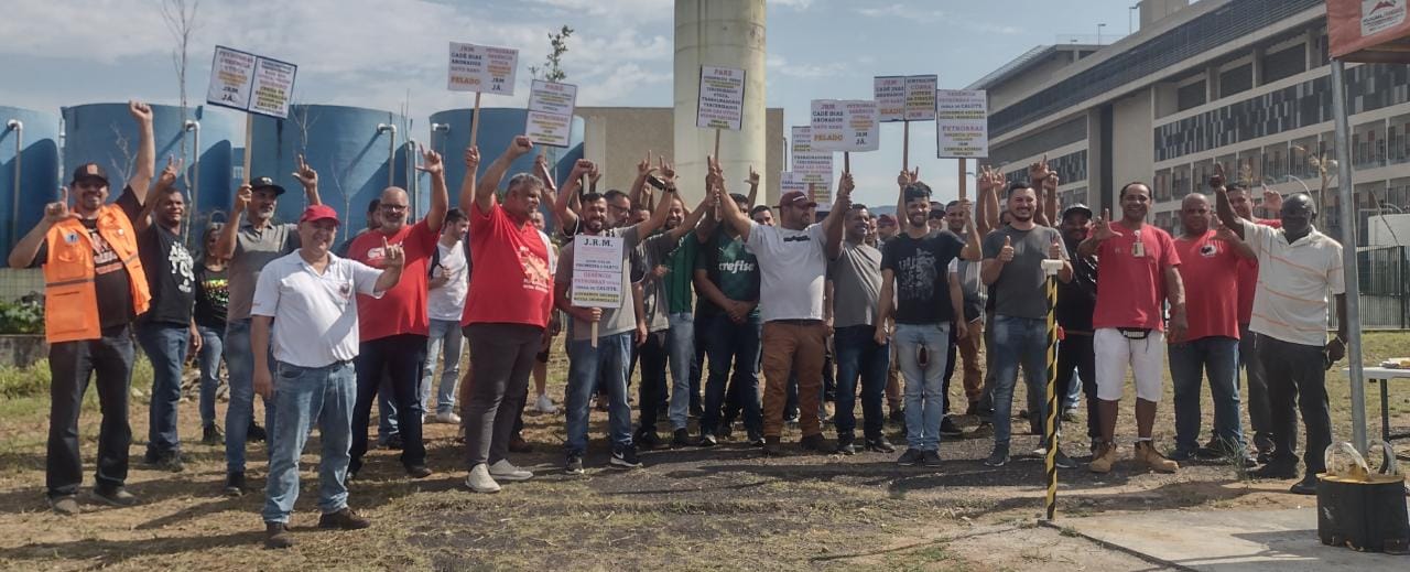 Em protesto contra ameaça de calote, Sintricom atrasa entrada de trabalhadores na UTGCA