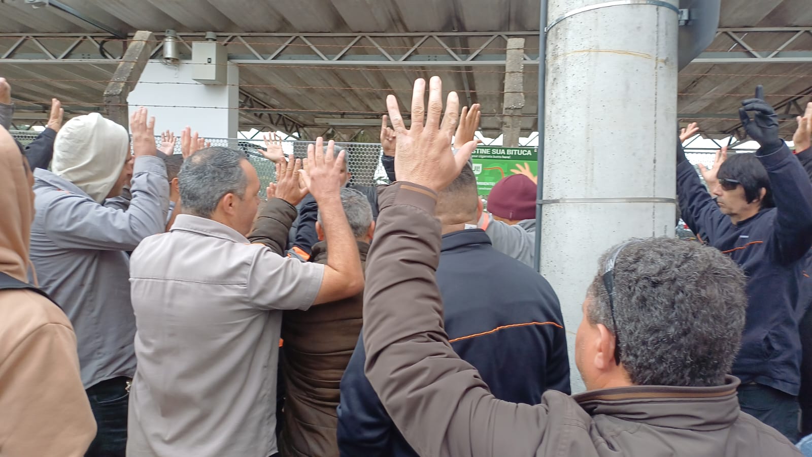 Em assembleia, trabalhadores da empresa Manserv aprovam acordo negociado pelo Sintricom