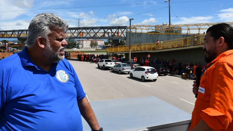 Sintricom apoia a greve nacional dos Petroleiros